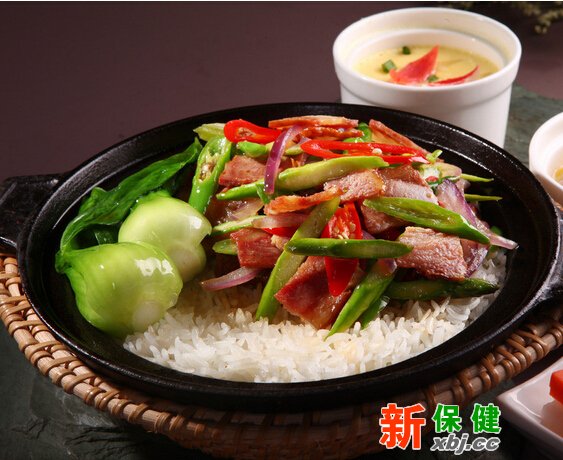 美味煲仔飯